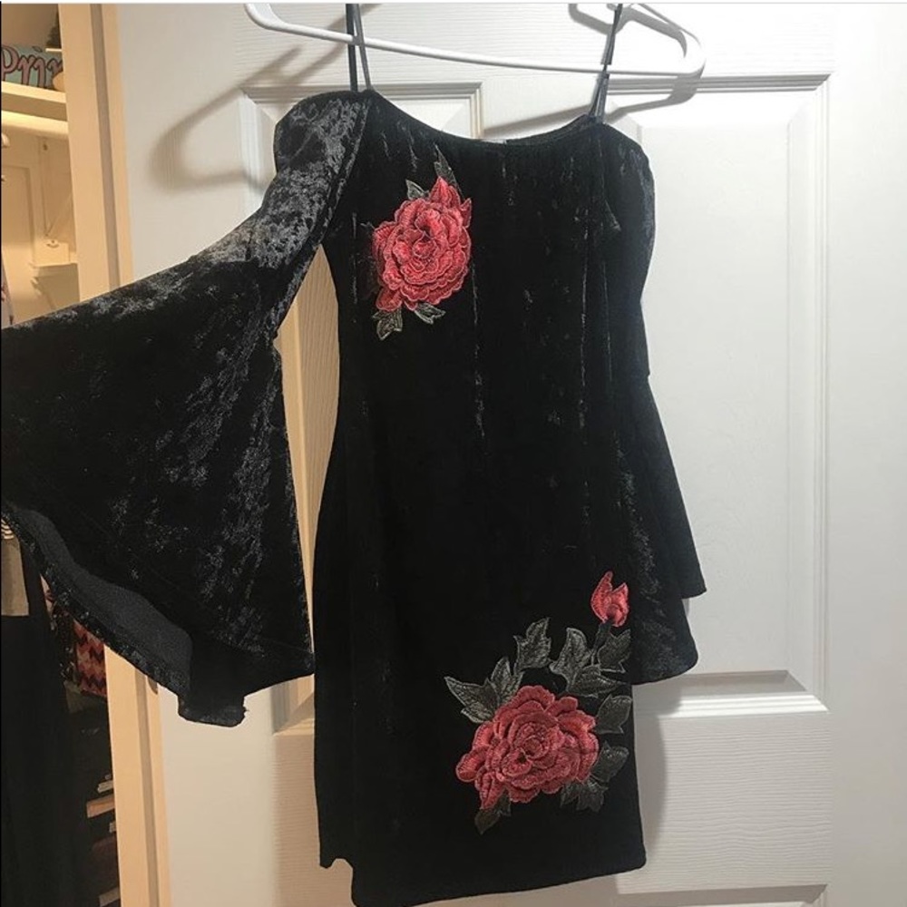 Mini black dress